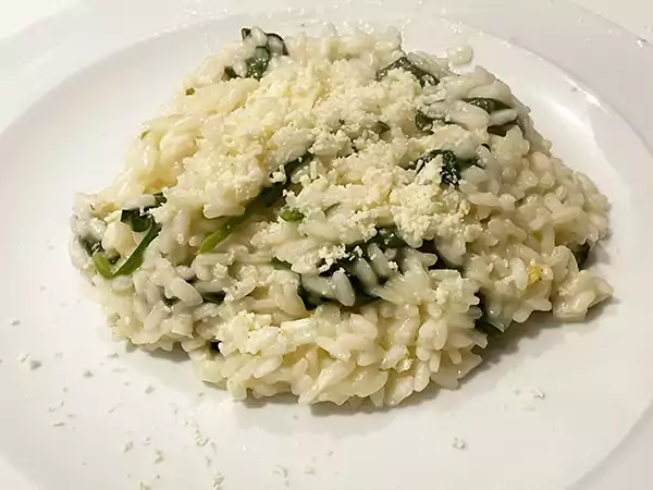 Castelmagno and spinach risotto