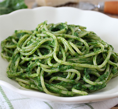 Pasta col pesto di cime di rapa