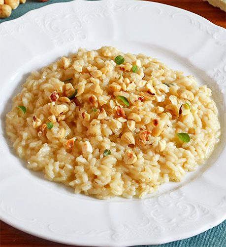 Castelmagno and Hazelnuts Risotto 